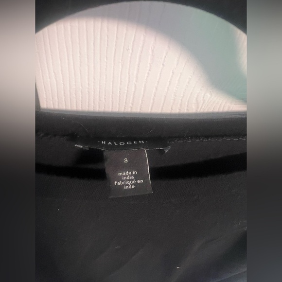 Women's Halogen Padded Shoulder Short Sleeved Top - Picture 3 of 4